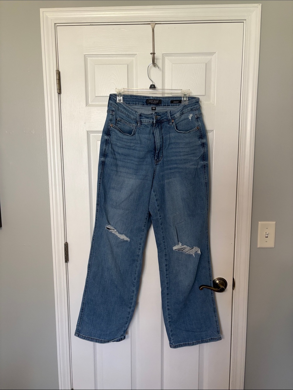 Classic Wide-Leg Distressed Women's Jeans - Blue